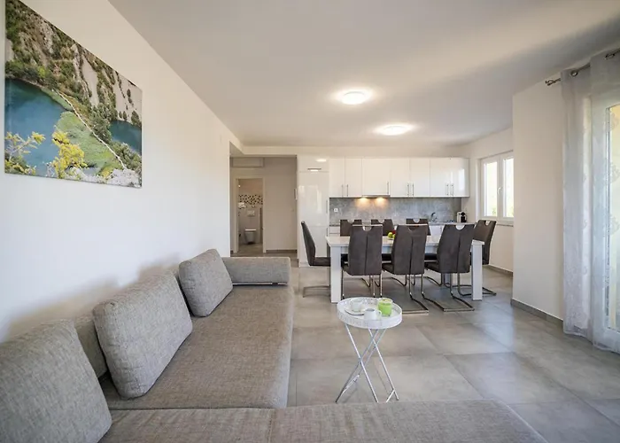 Gorgeous In Appartement *