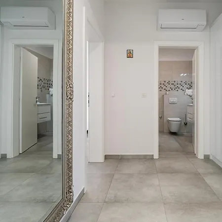 Gorgeous In סטאריגרד-פקלניצה